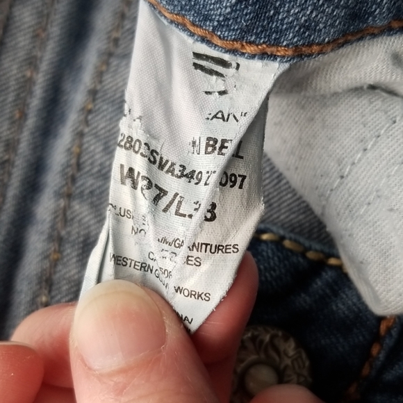 Silver bootcut jeans. 27x33 - Picture 5 of 7